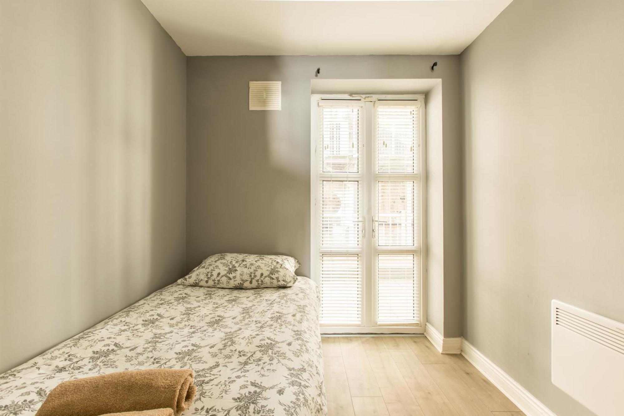 Modern Elegant Central Apt With Parking Dublin Ngoại thất bức ảnh